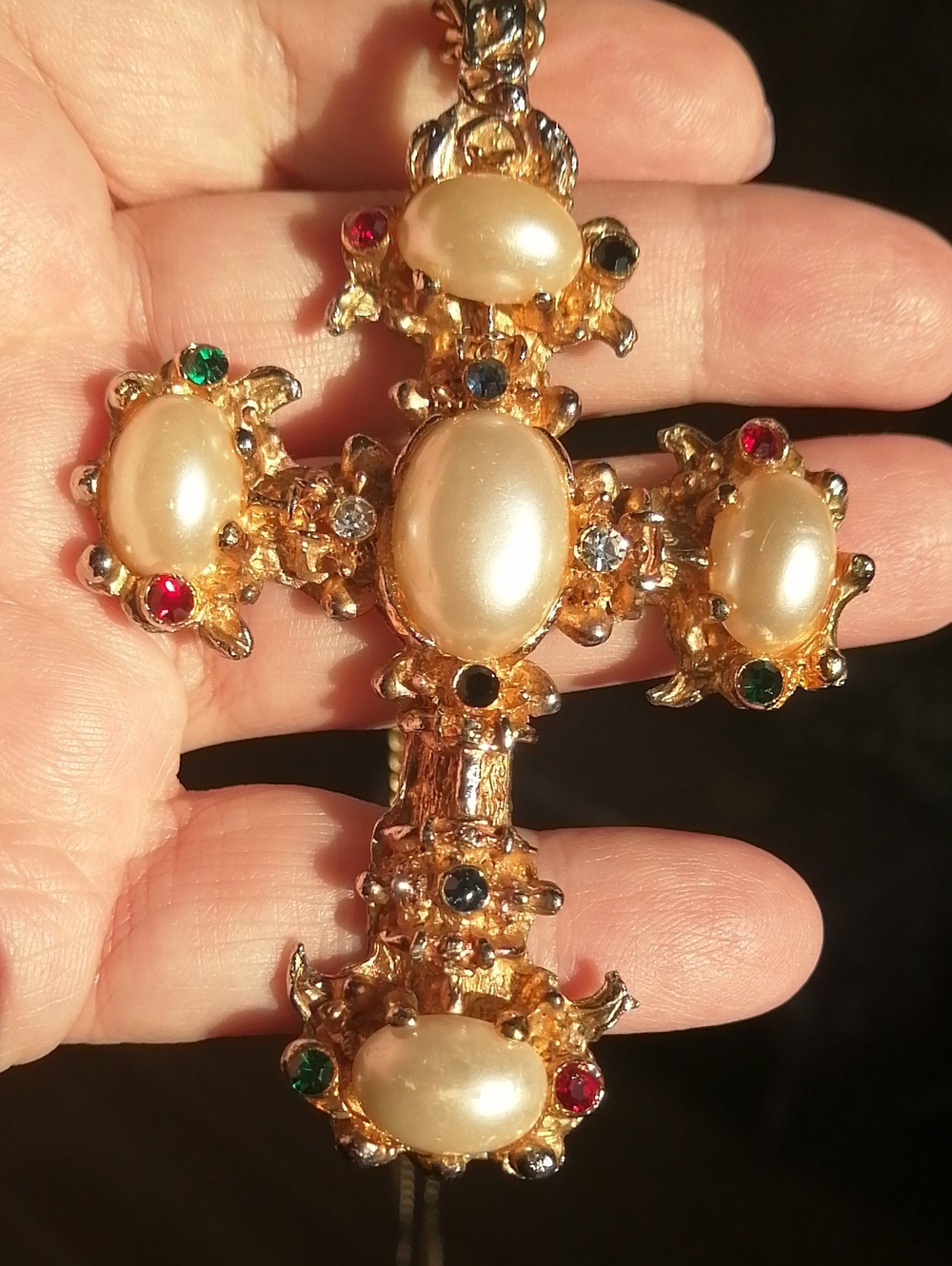 Fashion Statement Gold Tone Cross Pendant Colourful Crystals Pearls Necklace